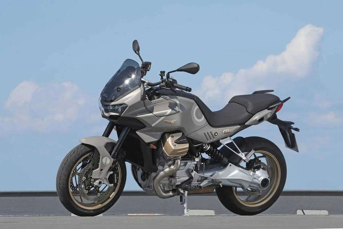 V100 Mandello Aeronautica Navale. L’anello Mancante della Storia Moto Guzzi (12)