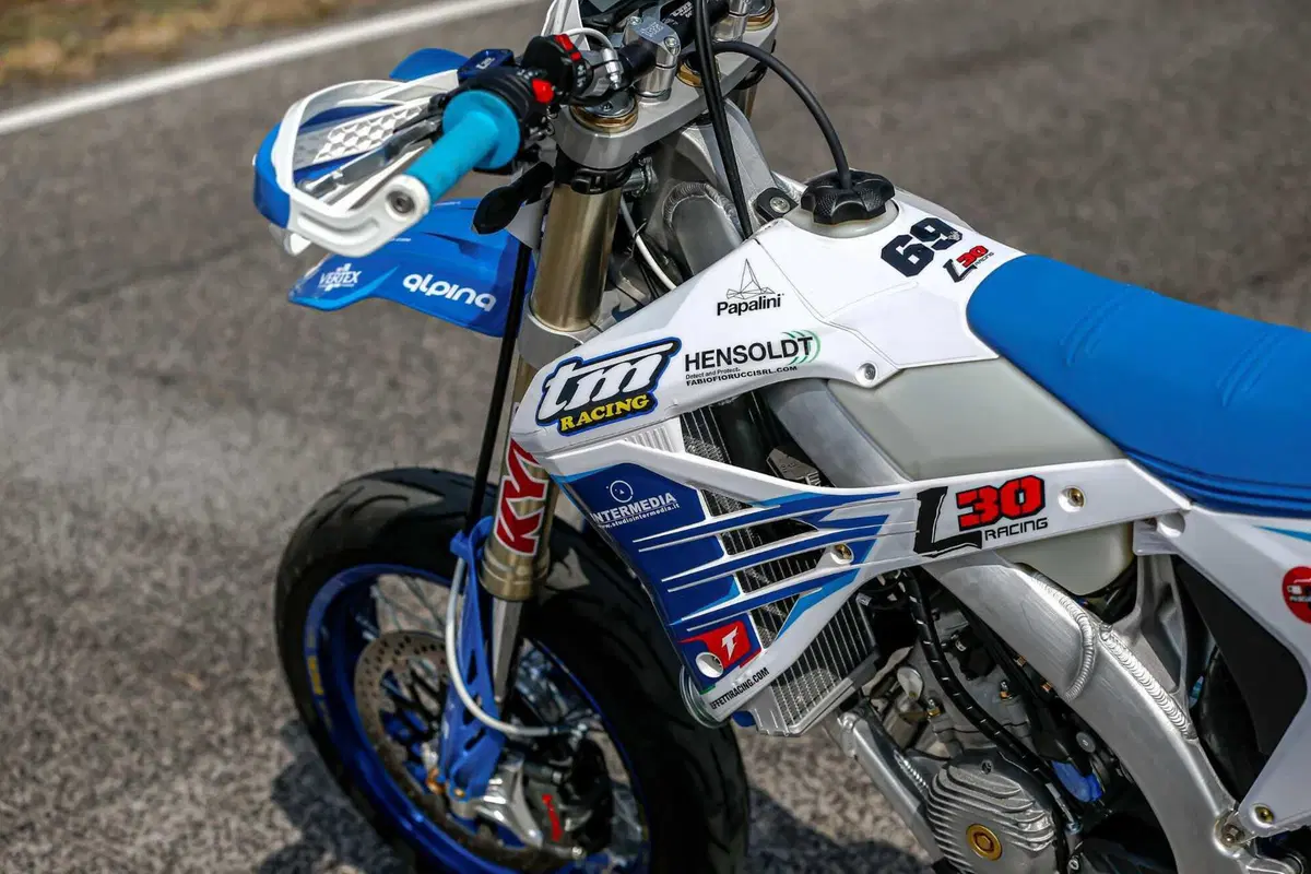 TM 125 SMR Fi 2T TEST: in pista con Kevin Vandi sulla 450 SMX ufficiale (10)