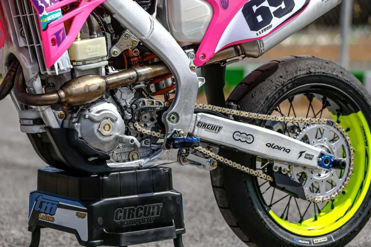 TM 125 SMR Fi 2T TEST: in pista con Kevin Vandi sulla 450 SMX ufficiale (45)