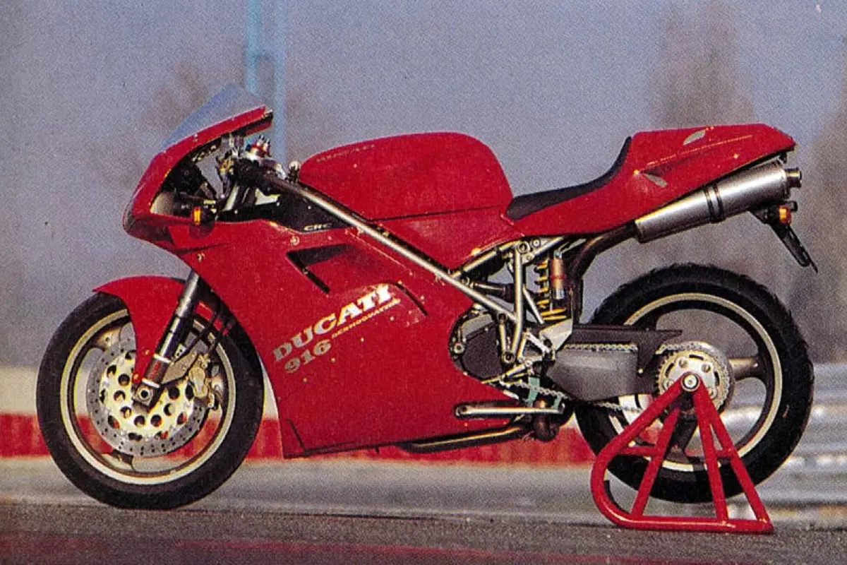 Le Belle d'Epoca di Moto.it: Ducati 916, il capolavoro di Tamburini (9)