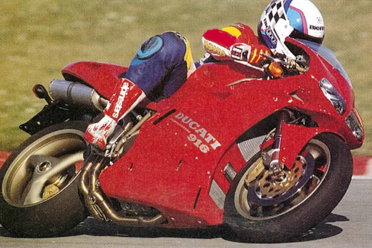 Le Belle d'Epoca di Moto.it: Ducati 916, il capolavoro di Tamburini
