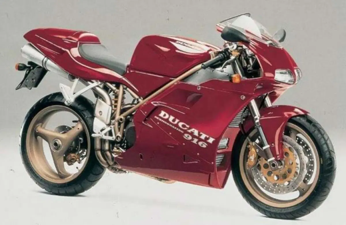 Le Belle d'Epoca di Moto.it: Ducati 916, il capolavoro di Tamburini (12)