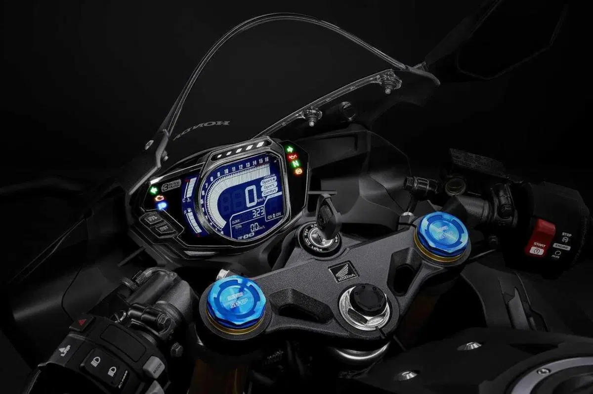 Honda CBR250RR 2023. Spunta la SP con più cavalli (9)