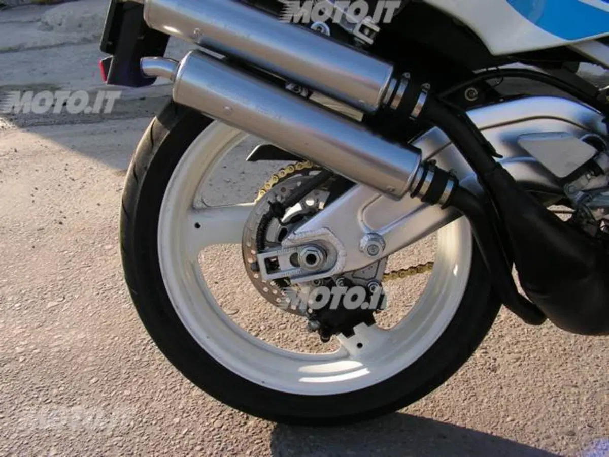 Le Belle e possibili di Moto.it: Suzuki RGV 250 (2)