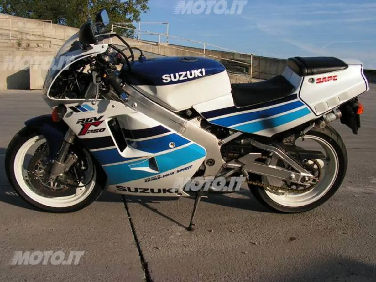 Le Belle e possibili di Moto.it: Suzuki RGV 250