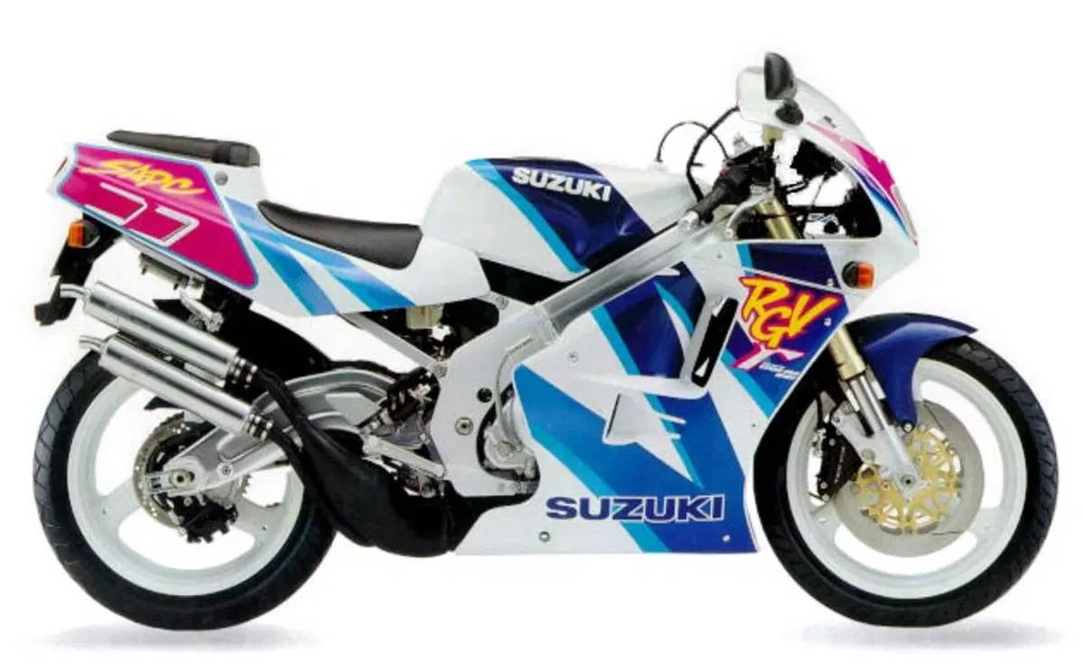 Le Belle e possibili di Moto.it: Suzuki RGV 250 (8)