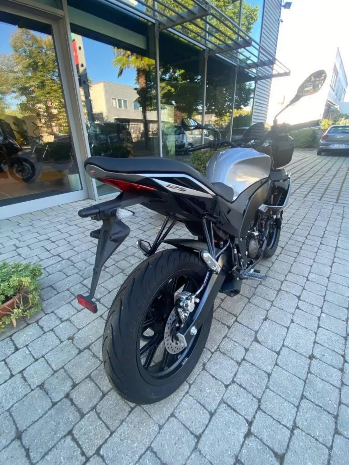 Aprilia Tuono 125 (2021 - 24) (3)