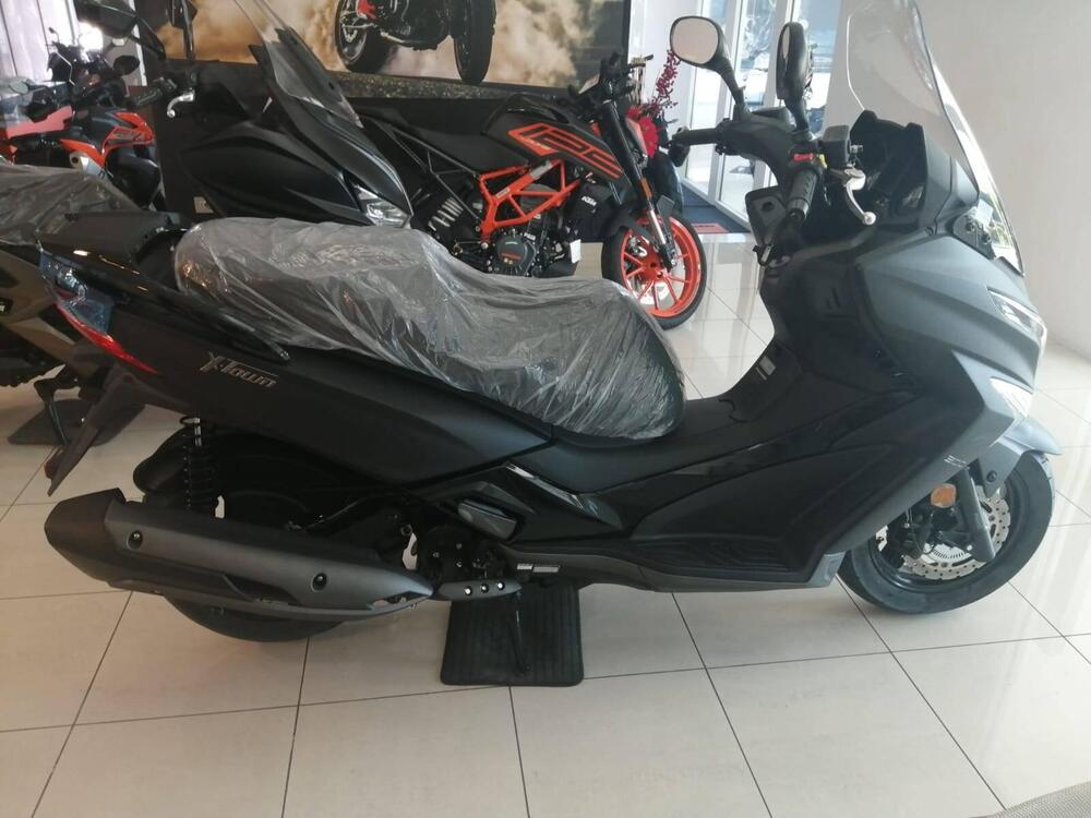 Kymco X-Town 300i (2021 - 24) (3)