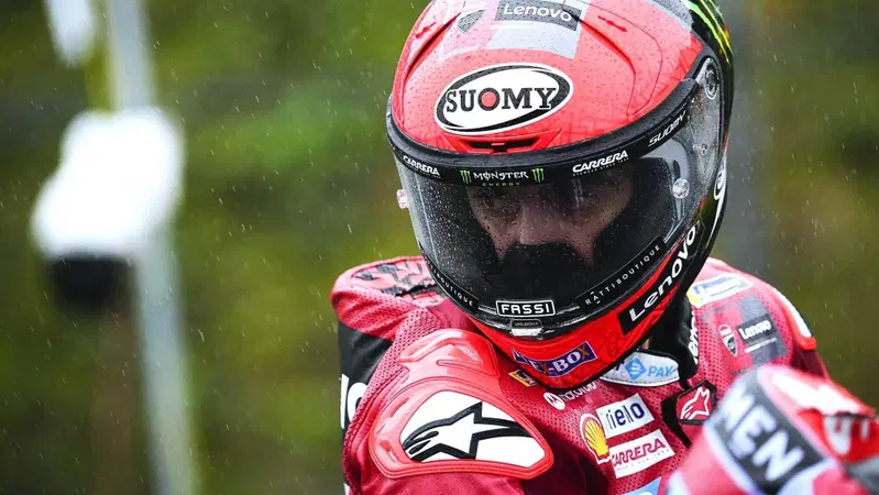 MotoGP 2022. GP del Giappone a Motegi. Pecco Bagnaia: "A due secondi dalla pole, inaccettabile", ma per la gara il piano &egrave; semplice
