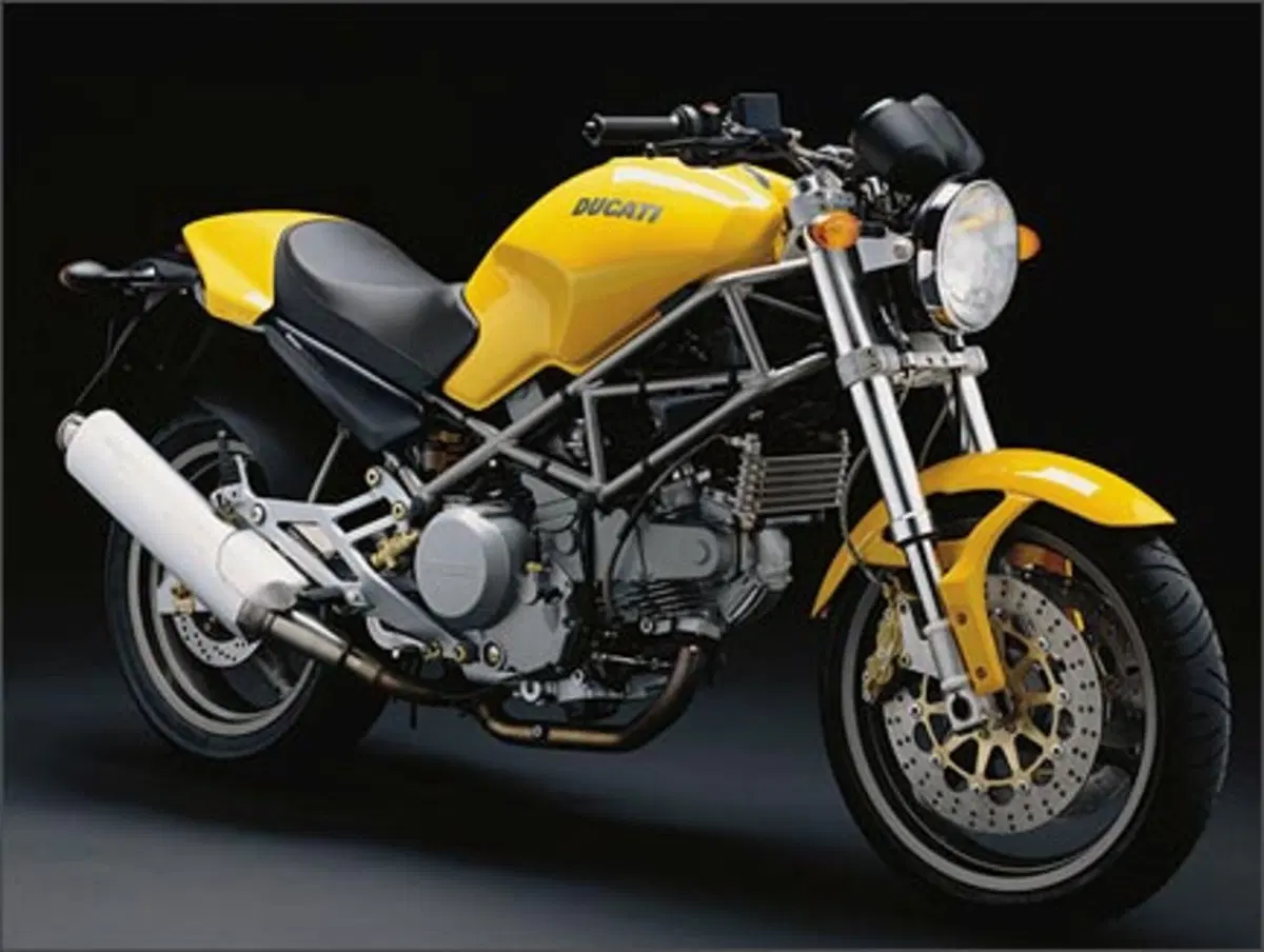 Ducati Monster 750 (1996 - 02)