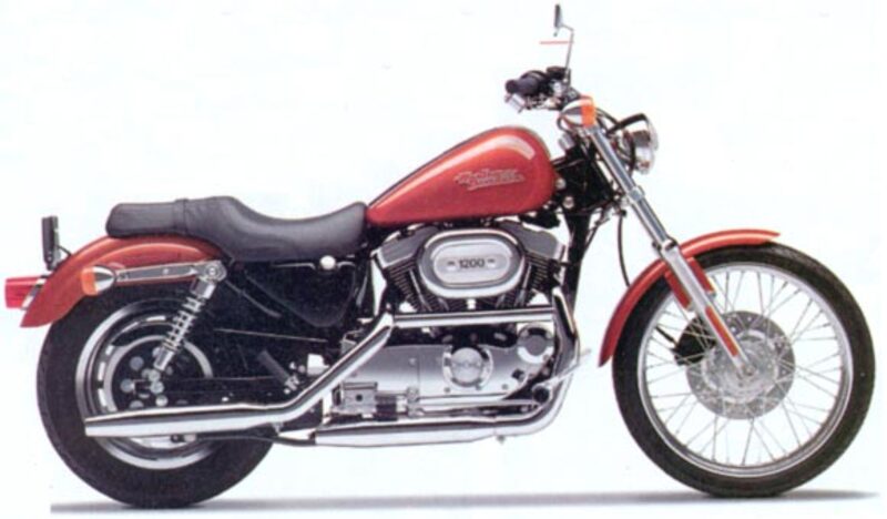 Harley-Davidson Sportster 1200 Custom (1995 - 00) - XL 1200C