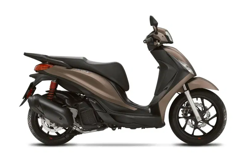 Piaggio Medley 200 (2025 - 26) (6)