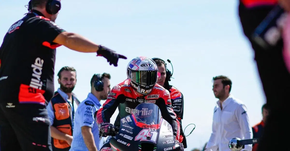 MotoGP 2022. GP del Giappone a Motegi. Aleix Espargaro: "Errore umano sulla mia Aprilia", ecco cosa &egrave; successo [VIDEO]