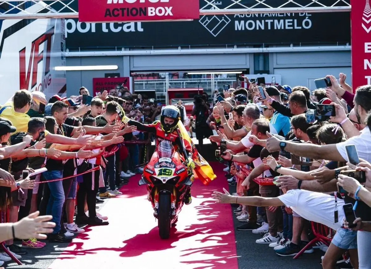 SBK 2022. GP di Catalunya: Barcellona è rossa [VIDEO e GALLERY] (2)