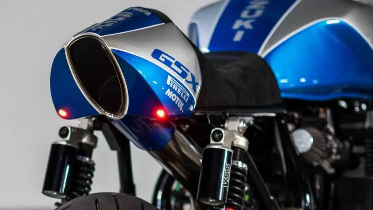 Suzuki GSX1400. Così è diventata Racer (11)