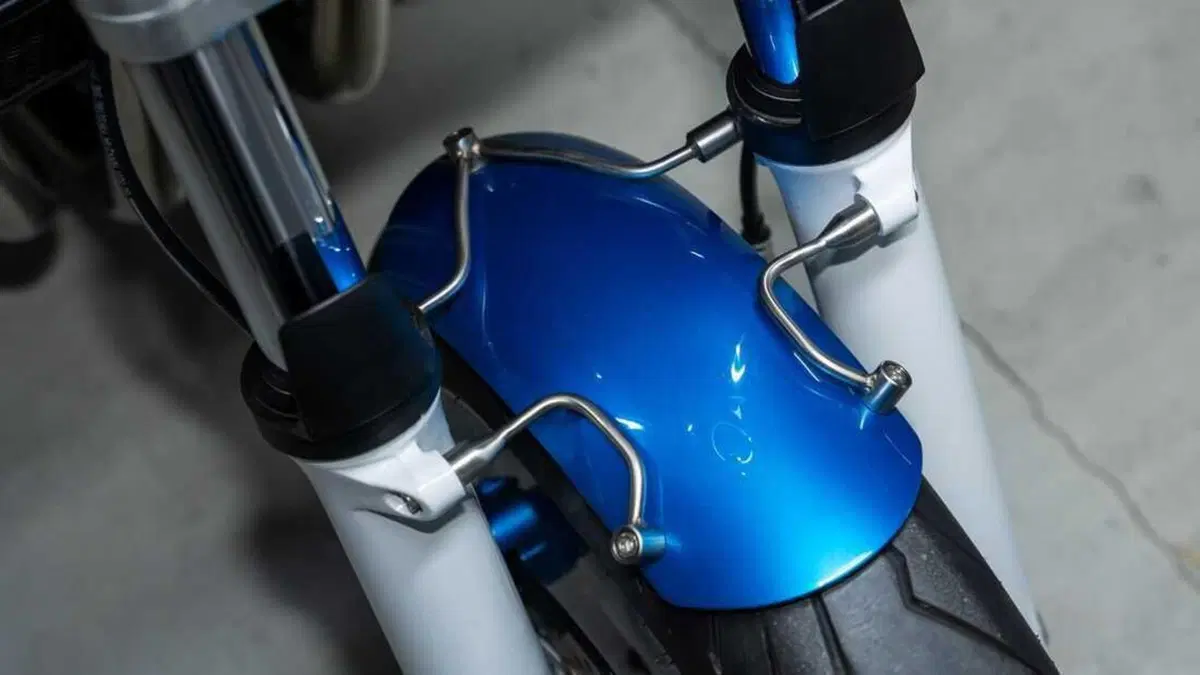 Suzuki GSX1400. Così è diventata Racer (12)