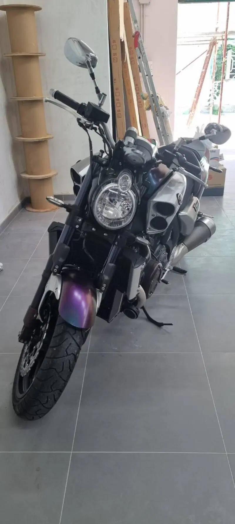 Yamaha VMAX (2008 - 17) (3)