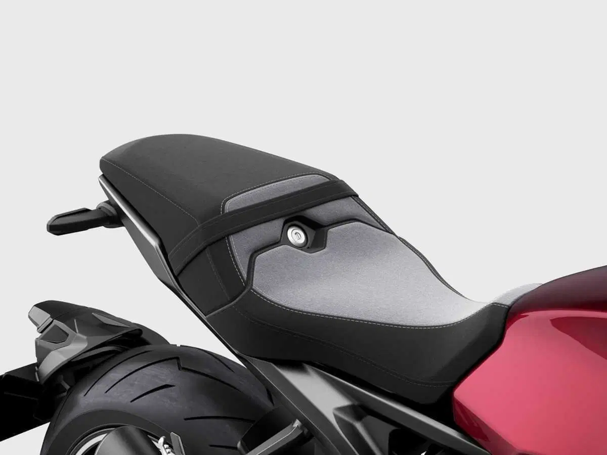 Honda CB1000R 2023. Le novità sono queste (11)