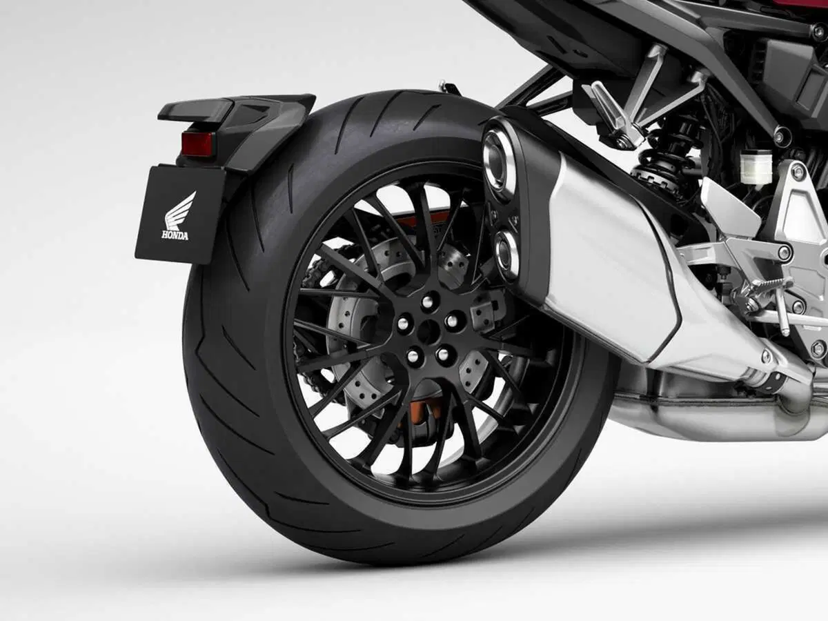 Honda CB1000R 2023. Le novità sono queste (24)
