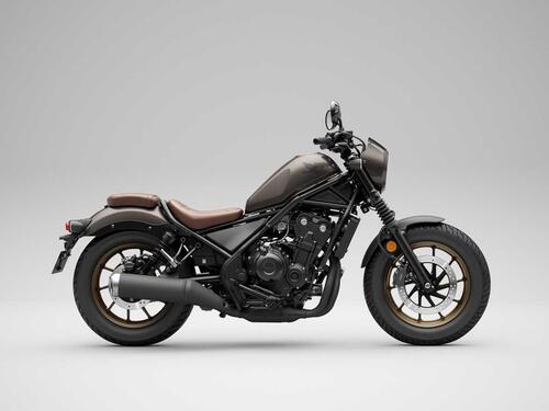 Nuove colorazioni per la Honda Rebel CMX500 adatta a chi ha la A2 (2)