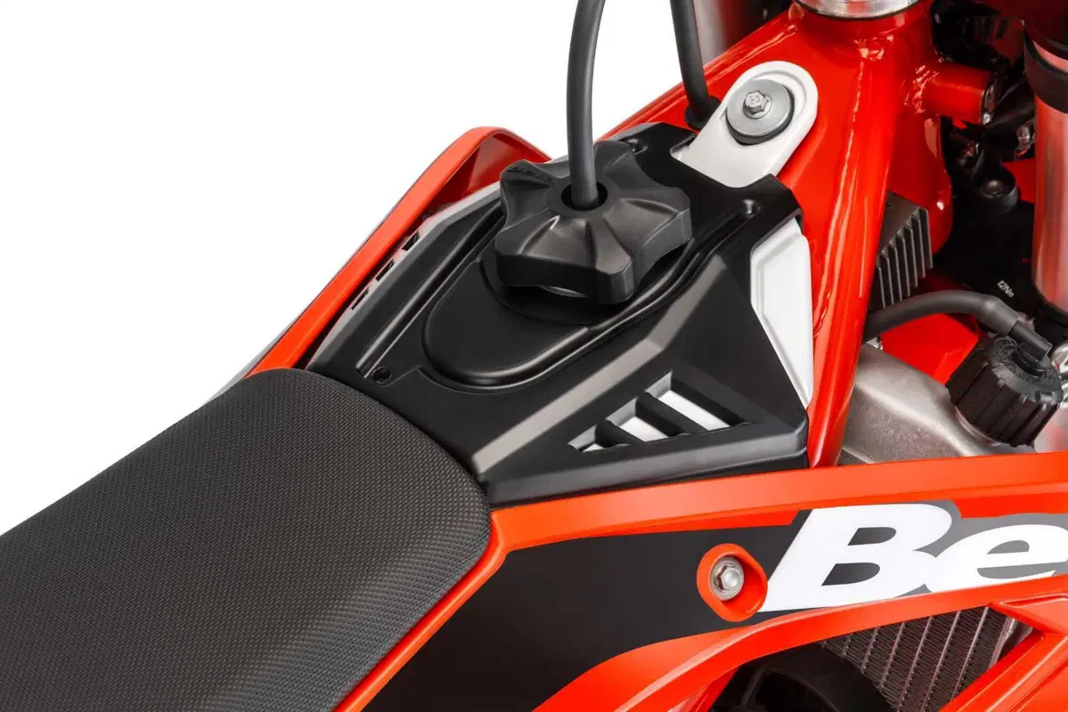Beta presenta la Xtrainer, 250 e 300, del 2023. Con diverse novità (10)