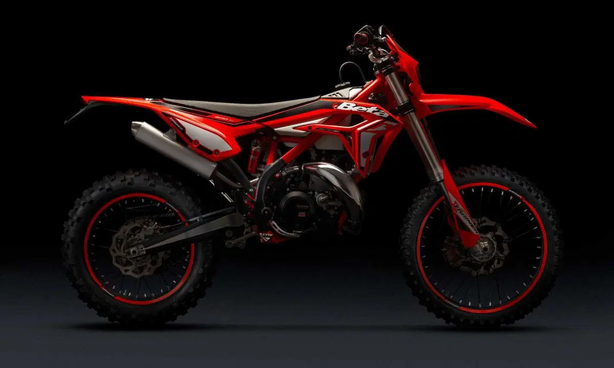 Beta presenta la Xtrainer, 250 e 300, del 2023. Con diverse novità (13)