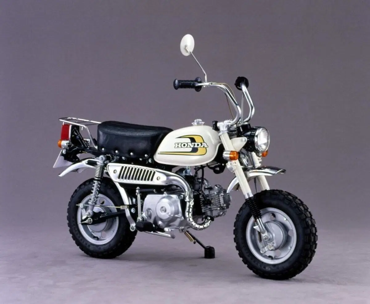 Honda Monkey 125 edizione 2023. Ha più di 60 anni ma non li dimostra (10)