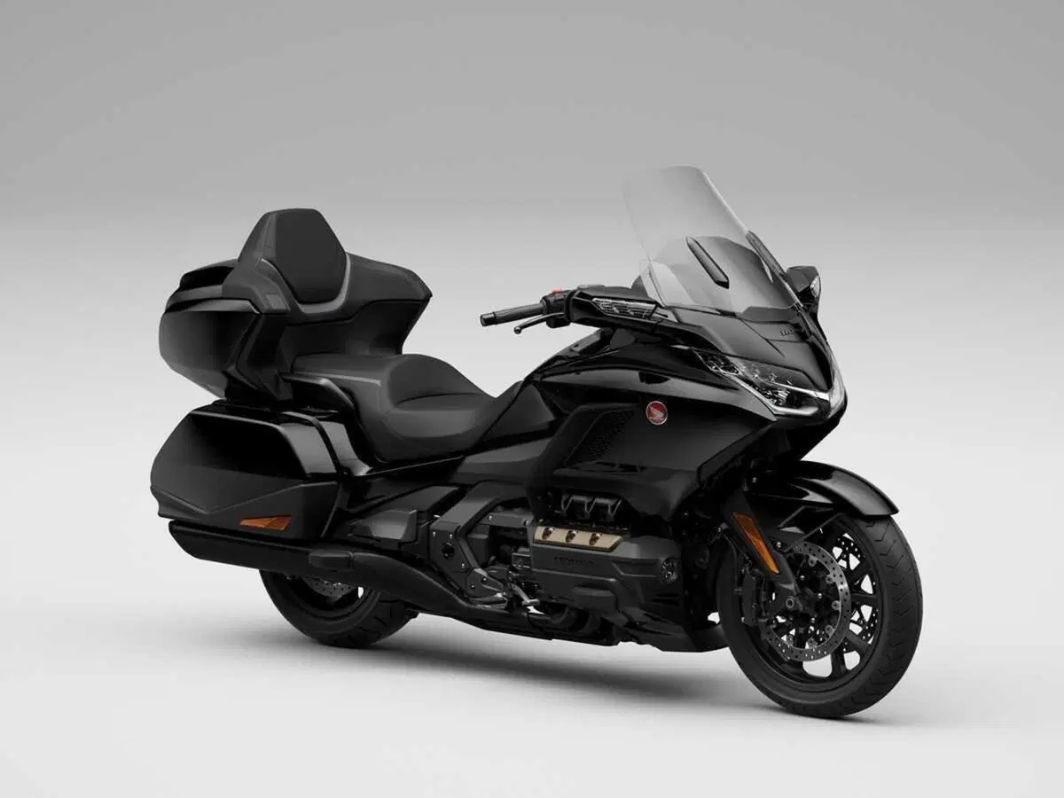 Le Honda Gold Wing 1800, con l'esclusivo Airbag, si aggiornano per il 2023 (12)