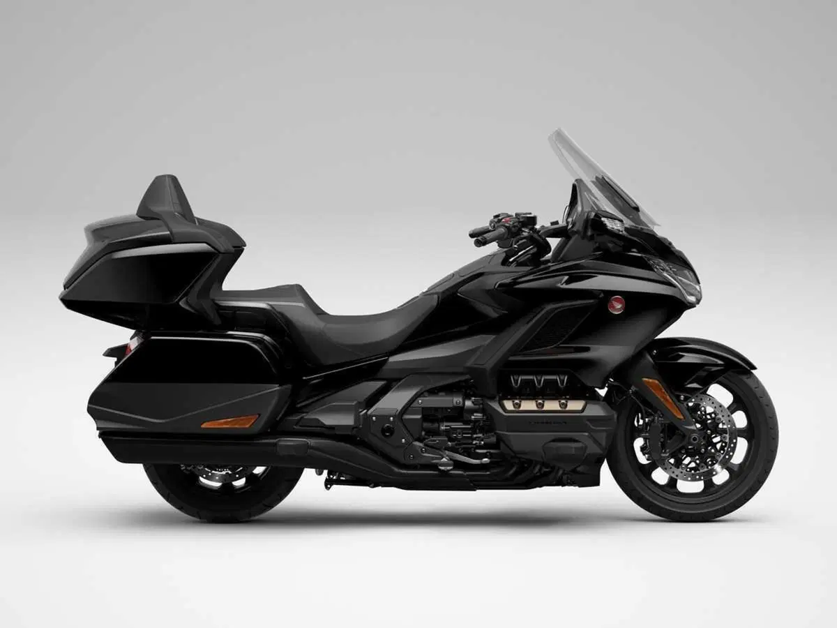 Le Honda Gold Wing 1800, con l'esclusivo Airbag, si aggiornano per il 2023 (13)