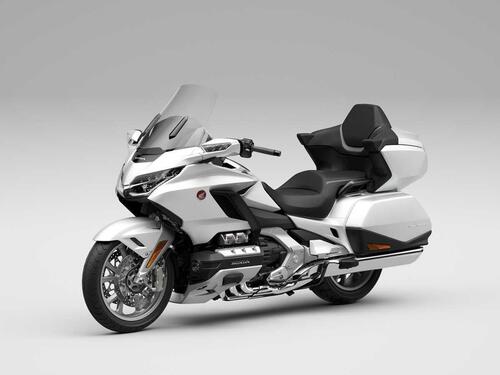 Le Honda Gold Wing 1800, con l'esclusivo Airbag, si aggiornano per il 2023 (6)