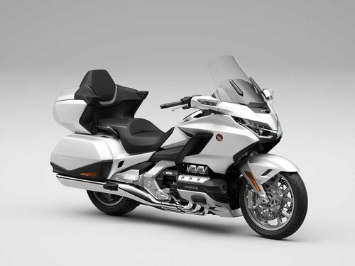 Le Honda Gold Wing 1800, con l'esclusivo Airbag, si aggiornano per il 2023 (7)