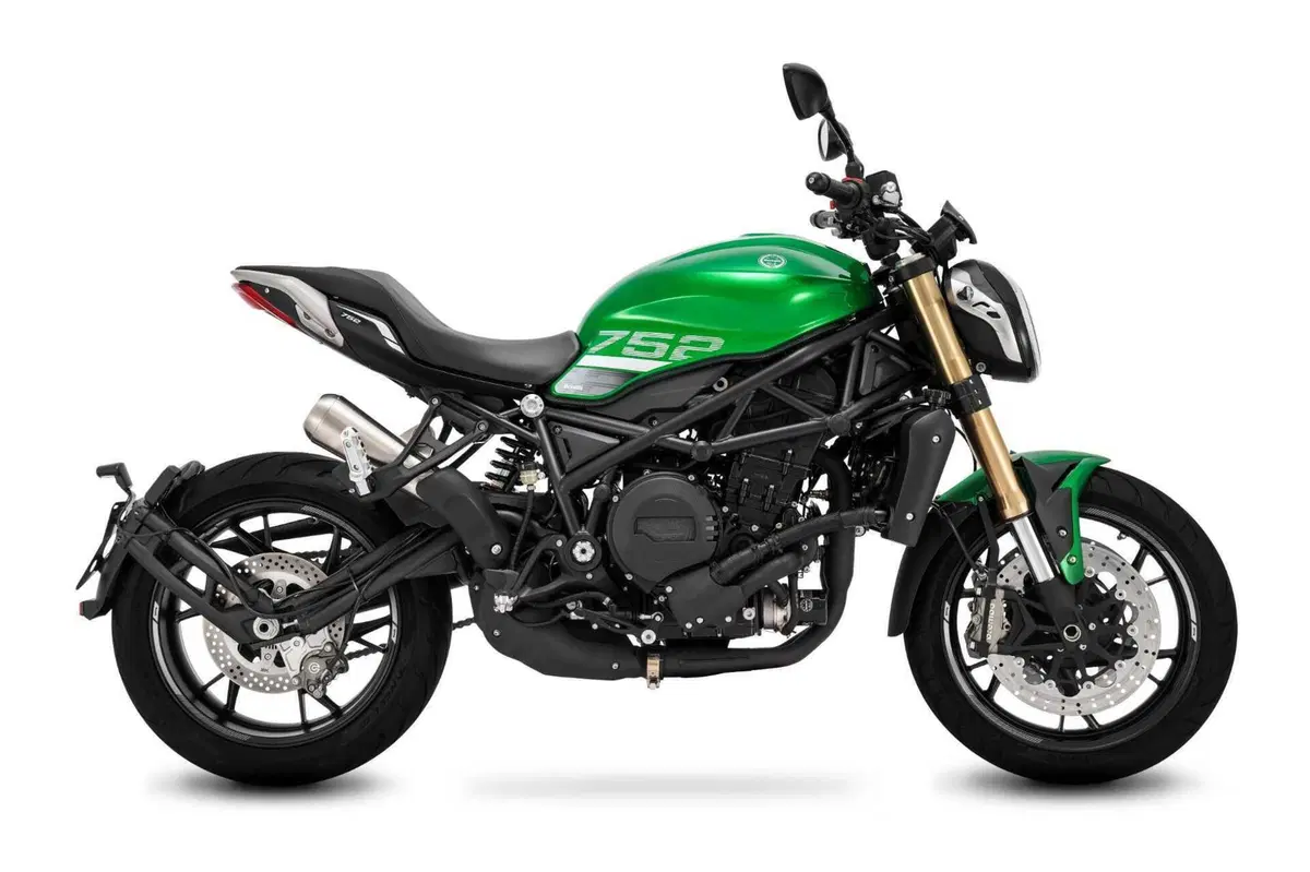 Benelli 752S. Ecco come si rifà il look per il 2023 [GALLERY] (2)