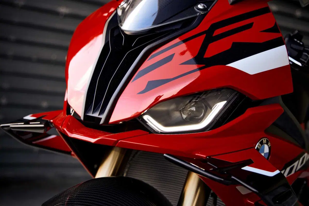Evoluzione 2023 per la BMW S1000RR. Ecco le novità (31)