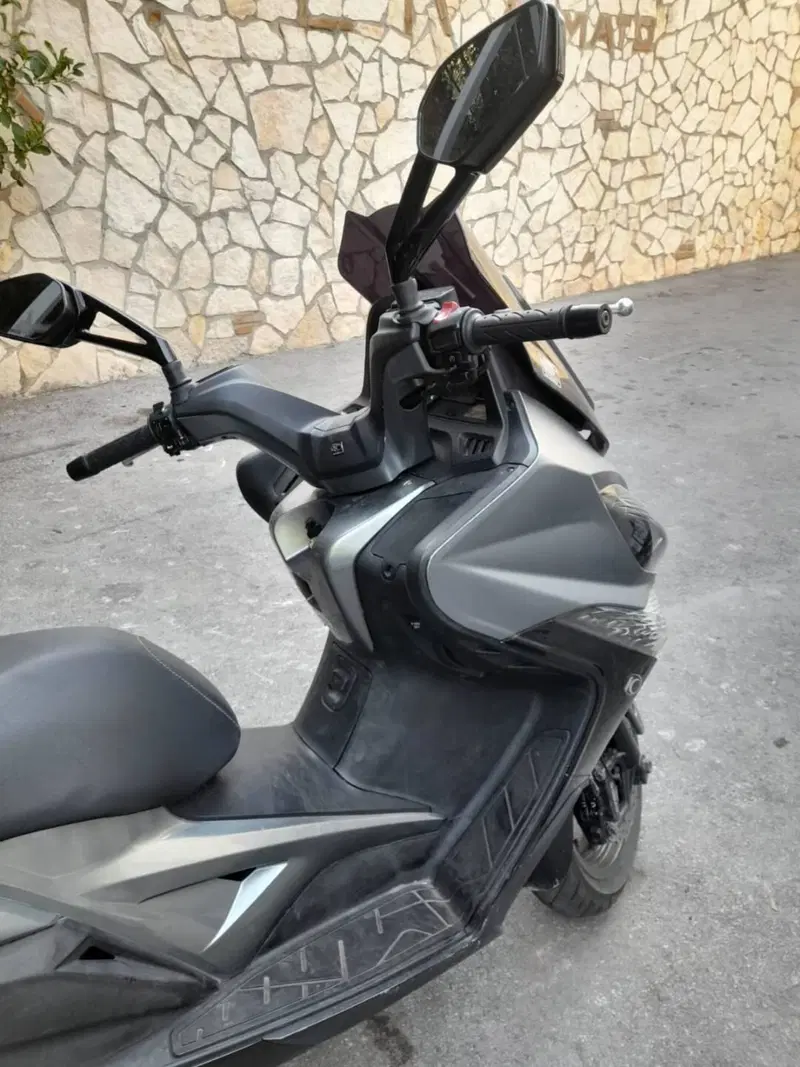 Kymco Xciting 400i (2012 - 17) (2)
