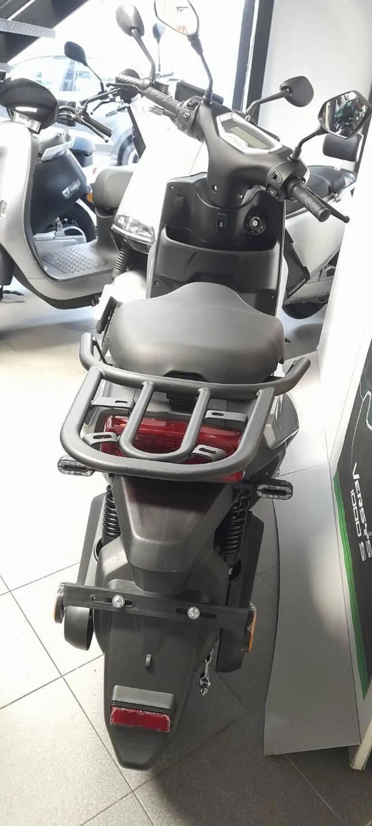 Yadea T9L Plus (2022 - 26) (3)