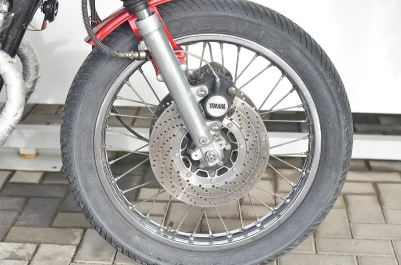 Yamaha XS 500 CAFE RACER (4)