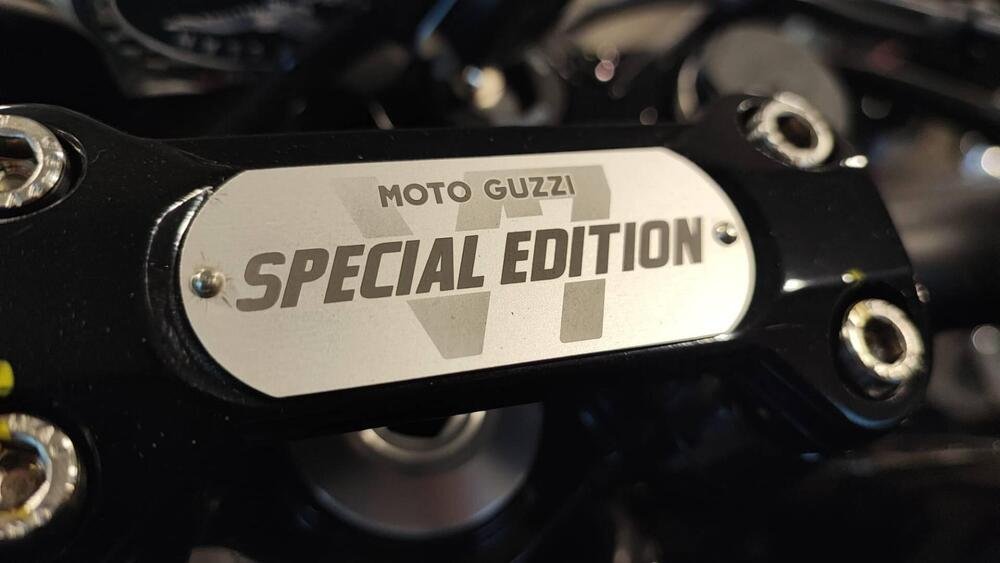 Moto Guzzi V7 850 Stone Special Abs (2021) (3)