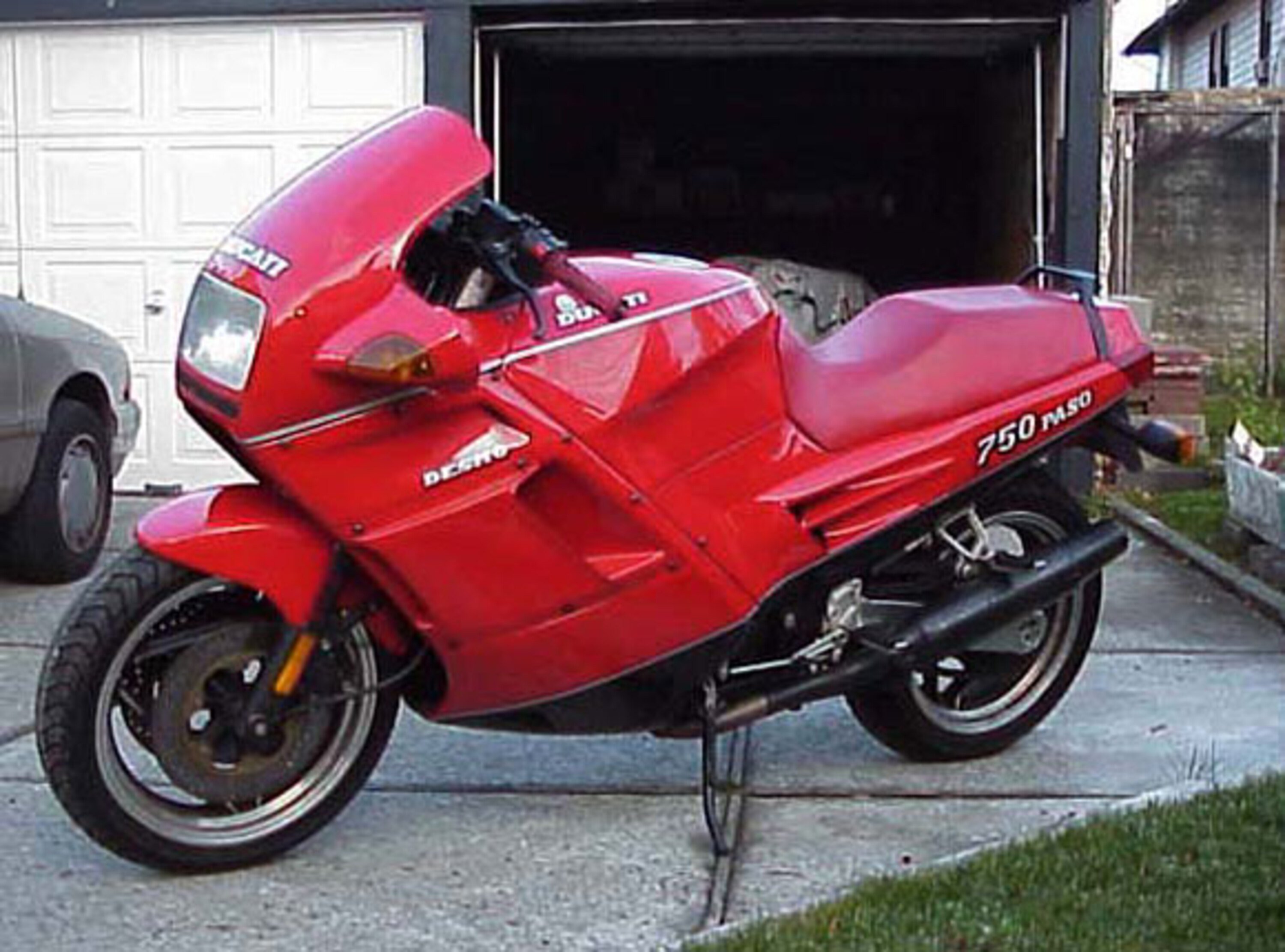 Ducati 750 Paso 750 Paso (1986 - 88)