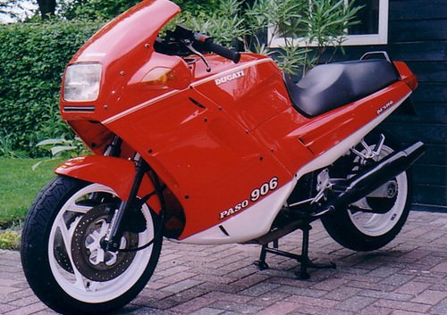 Ducati 906 Paso (1989)