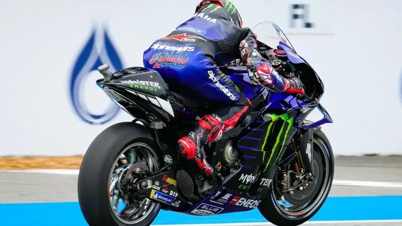 MotoGP 2022. GP della Thailandia. Accerchiato dalle Ducati ma occhio all'ultima curva di Fabio Quartararo: "L&igrave; posso fare qualcosa..."