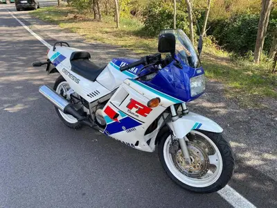 Yamaha FZ 750  d'epoca