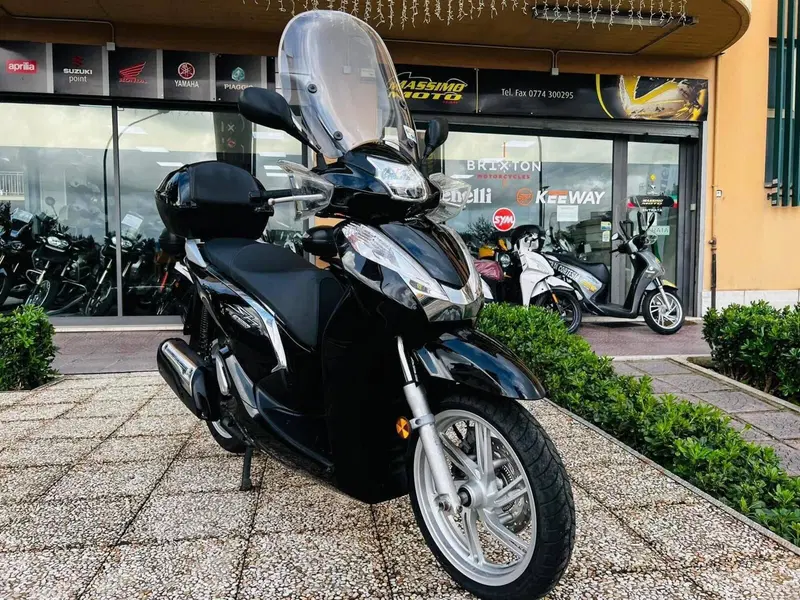 Honda SH 300 i ABS (2016 - 20) (4)
