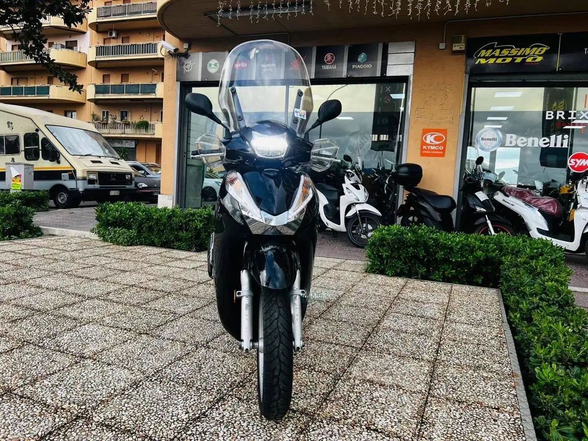 Honda SH 300 i ABS (2016 - 20) (12)