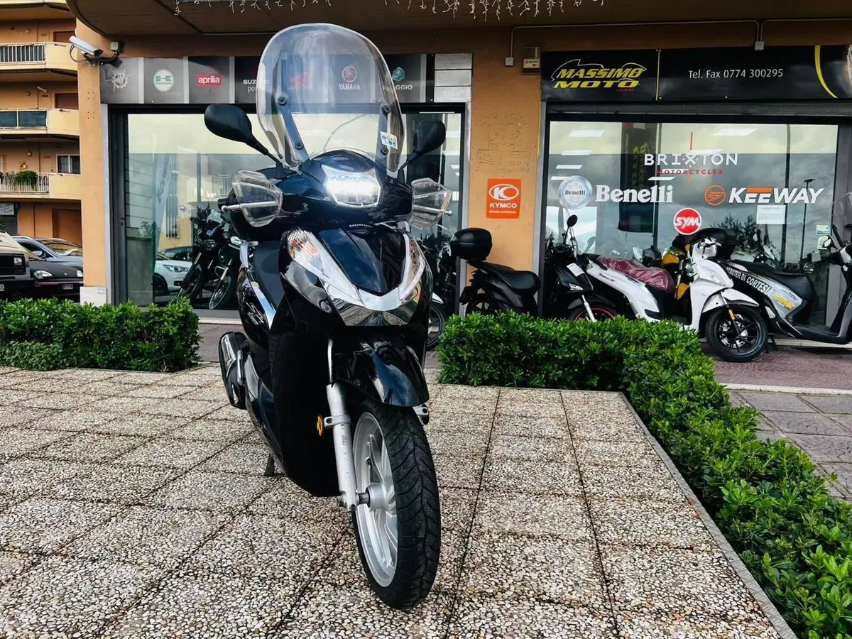 Honda SH 300 i ABS (2016 - 20) (13)