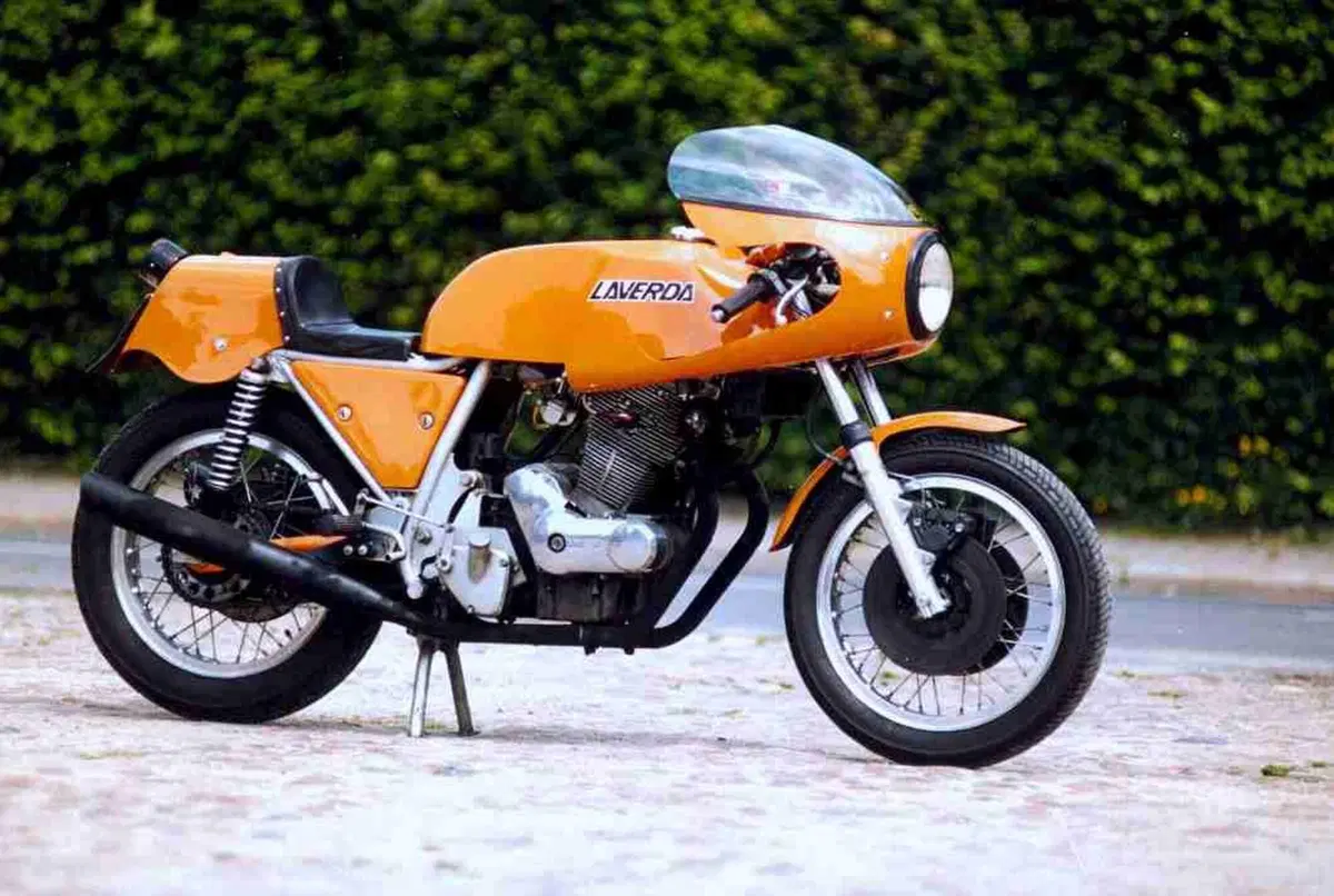 Laverda SFC 3 750