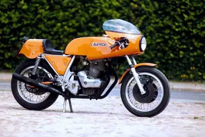 Laverda SFC 3 750