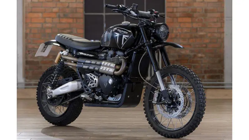 La Scrambler 1200 di James Bond venduta all'asta a un prezzo clamoroso