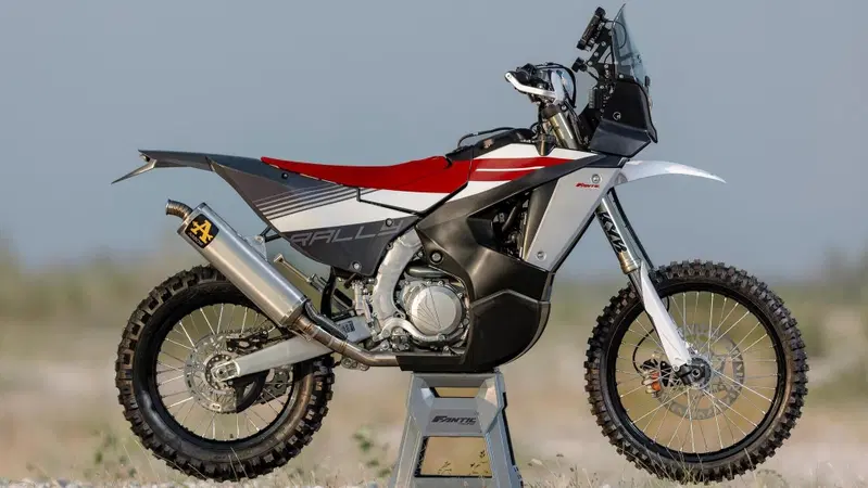 Nuove Fantic XEF Rally e Rally Factory. Come sono fatte e quanto costano (VIDEO)