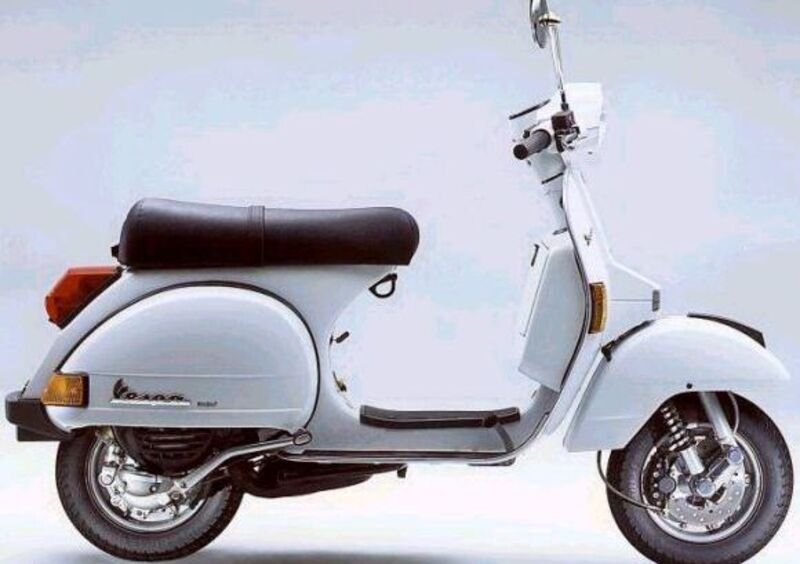 PIAGGIO New Vespa PX125 Overview Features Test Drive  Year 2016  YouTube