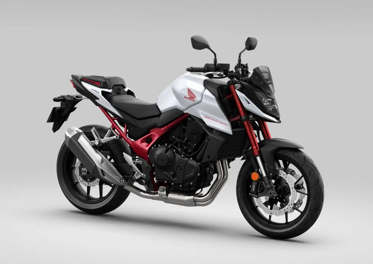 Ecco la nuova Honda CB750 Hornet 2023 [Video e Gallery]